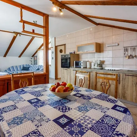 Paden Apartment *